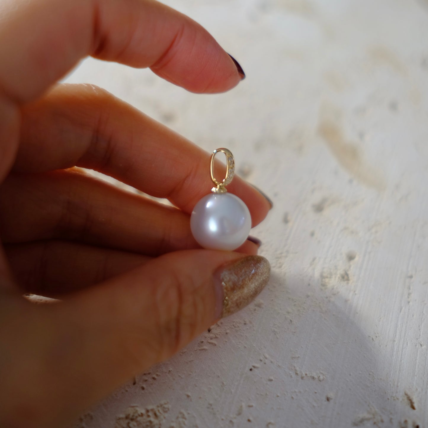 White South Sea Pearl Pendant, Round 13mm, AU750 Diamond 0.06ct