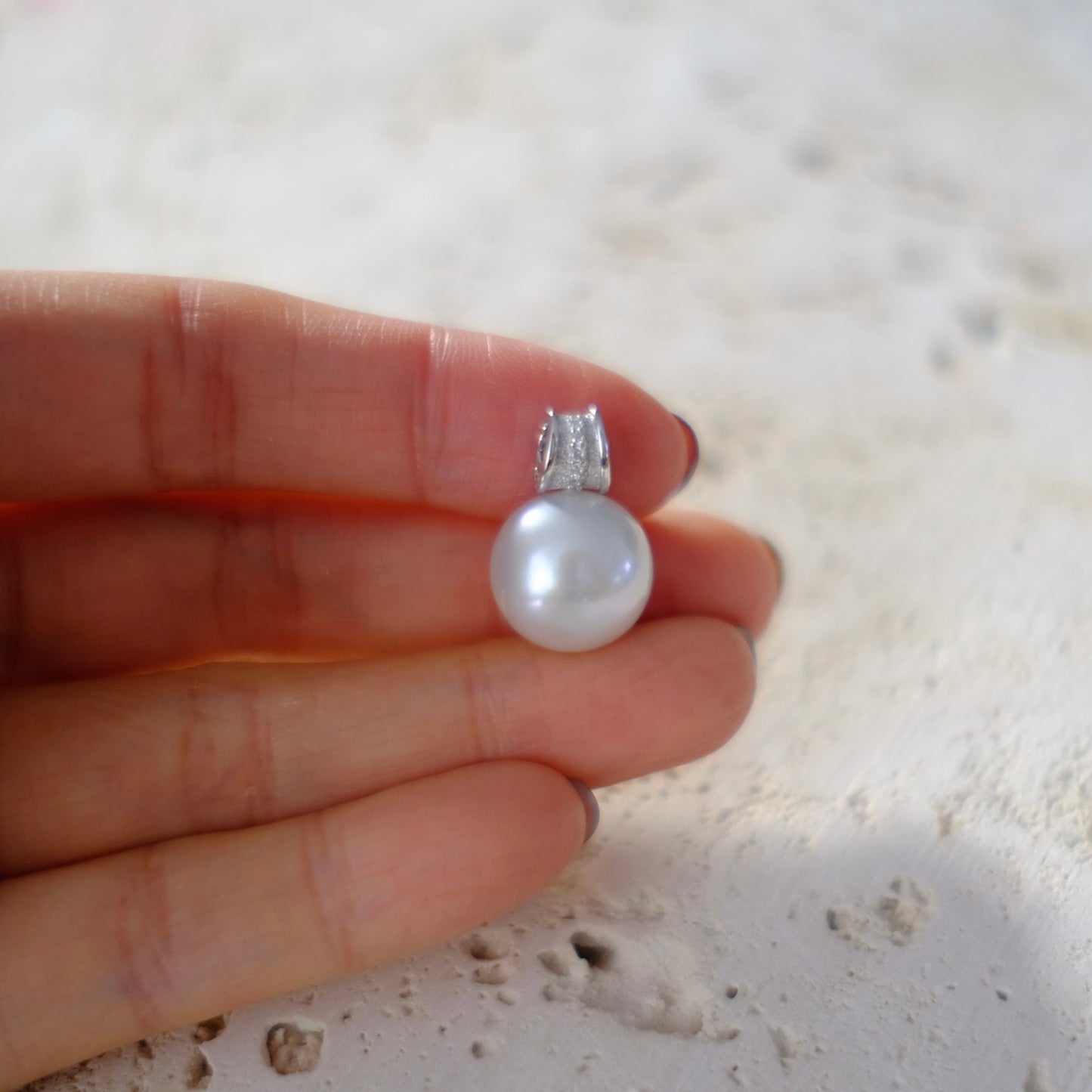 White South Sea Pearl Pendant, Round 13mm, AU750 Diamond 0.034ct