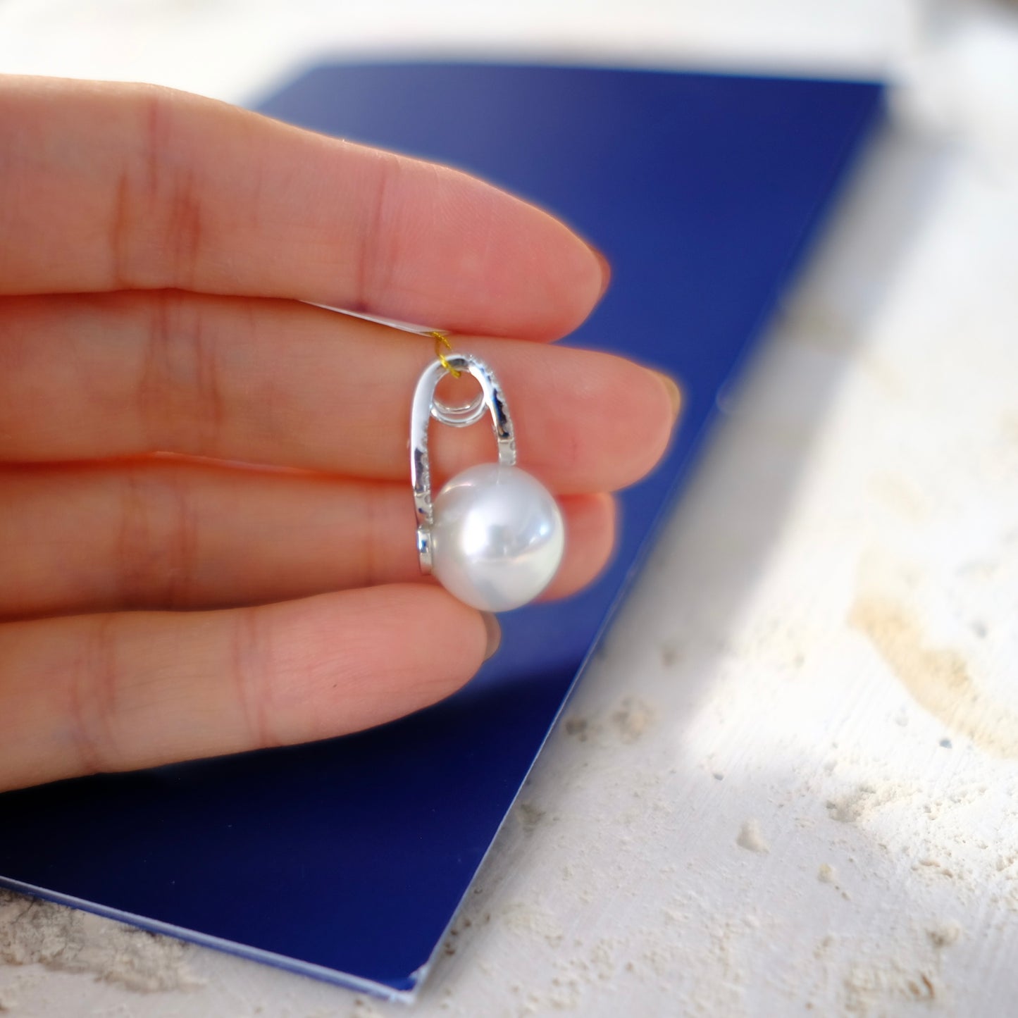 White South Sea Pearl Pendant, BU 13.4mm, AU750 Diamond 0.276ct, PASPALEY