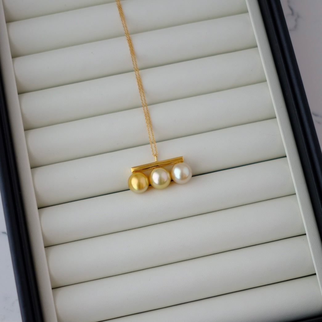 Golden South Sea Pearl, 18K Pendant, 11-11.5mm